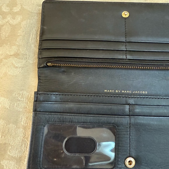 Marc Jacobs Wallet - Picture 13 of 13